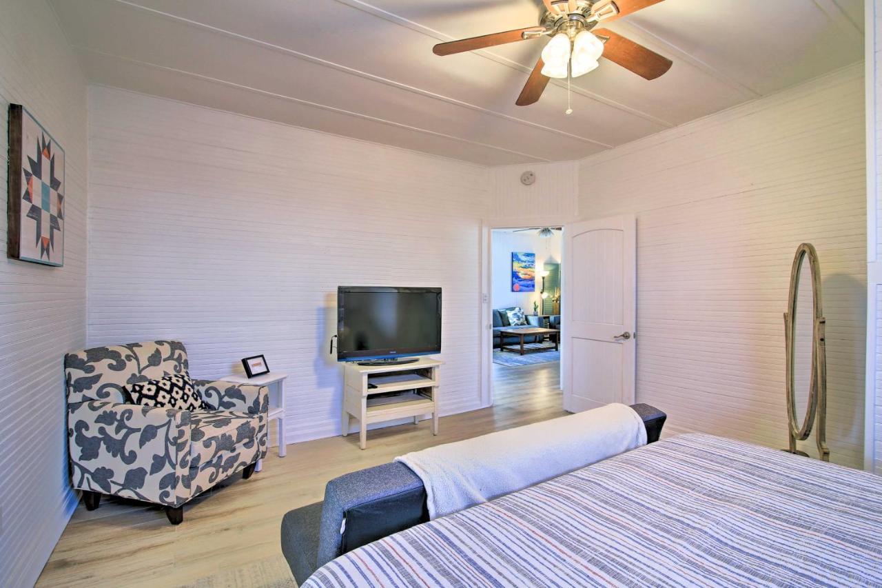 Texas Home With Backyard Oasis, Walk To Main St フレデリックスバーグ エクステリア 写真