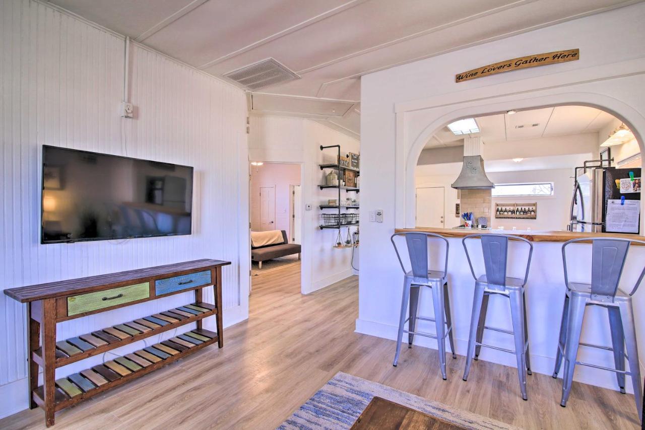 Texas Home With Backyard Oasis, Walk To Main St フレデリックスバーグ エクステリア 写真