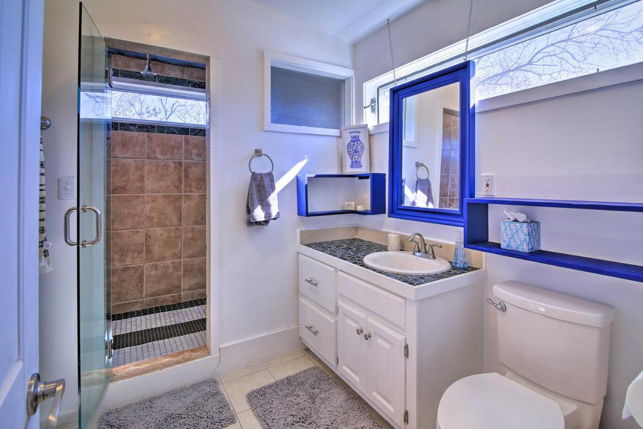 Texas Home With Backyard Oasis, Walk To Main St フレデリックスバーグ エクステリア 写真